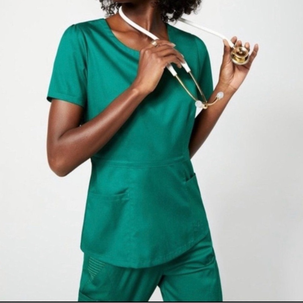 Jaanuu Hunter Green Scrub Top
